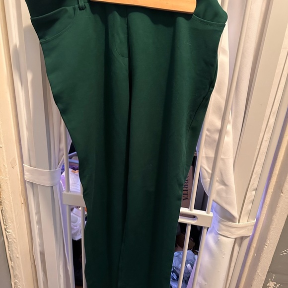 Betabrand green stretch pants.  New no tags ( they don’t come w/ tags) - Picture 2 of 7